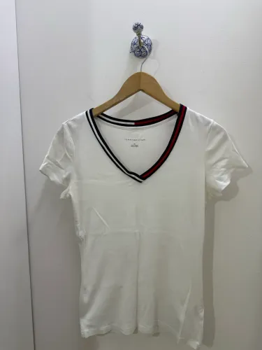 blusa feminina Tommy Hilfiger