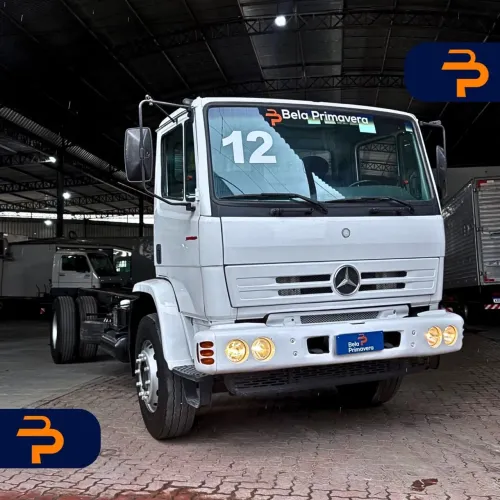 Caminhão Mercedes Benz 1718 Chassi