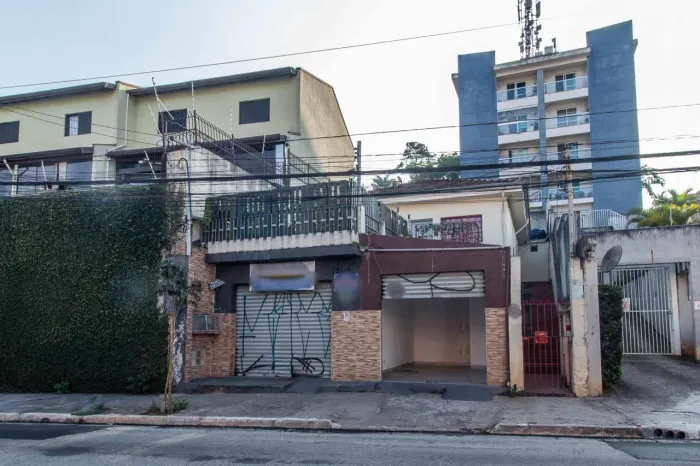 Loja na Avenida Senador José Ermírio de Moraes, 381 - Loja 1 25 m²