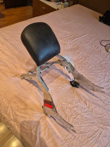 Sissy bar harley