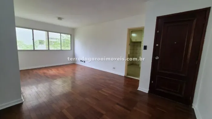 Espaçoso apartamento para locação na Bela Vista, São Paulo-SP! 3 quartos, 1 suíte, 1 sala,