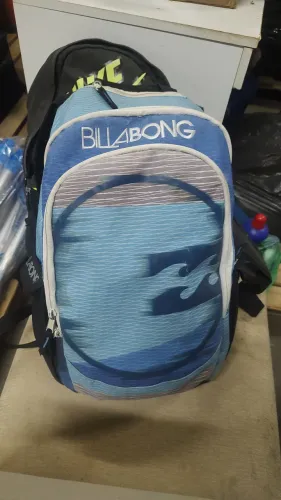 Mochila Billabong seminova