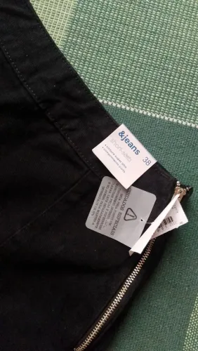 Short saia na etiqueta tam 38
