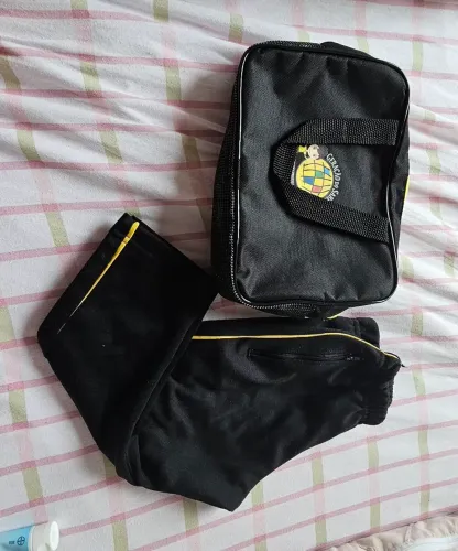 Lote de uniforme  pré escola Geração do Saber