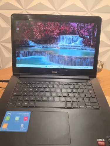 Notebook Dell Inspiron 5447 - i7 + Tela Touch + Placa de Vídeo AMD
