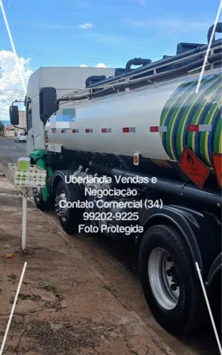 Caminhão VW Constellation 24.330 Bitruck 2017/2018 Tanque Combustível