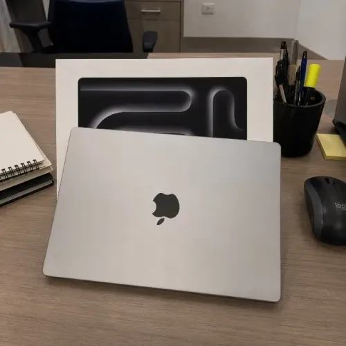 Apple MacBook Pro M3, 14 Pol, 2023, 8GB, 1TB