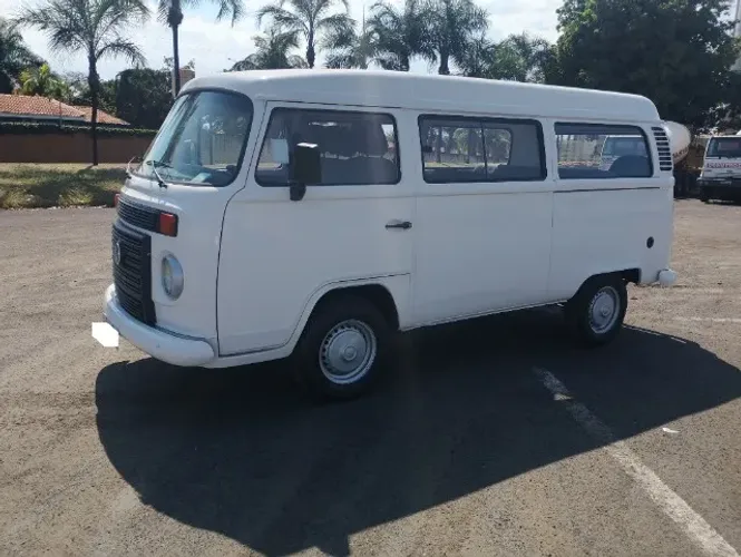 Volkswagen Kombi Standard 1.4 MI Total Flex 8V 2014