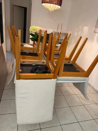 Mesa de Jantar com 6 Cadeiras - Tampo de Vidro Branco