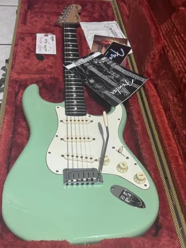 Guitarra Fender Jeff Beck c/ Case Regulada