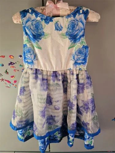 Vestido infantil tam.4