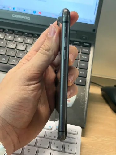 iPhone 11 - BLACK -128GB 