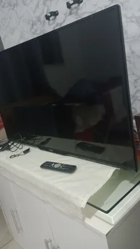 Vendo televisão 43 polegadas ( não é smart)