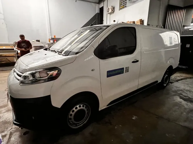 Citroen Jumpy Furgão Pack 1.6 Turbo Diesel 2020