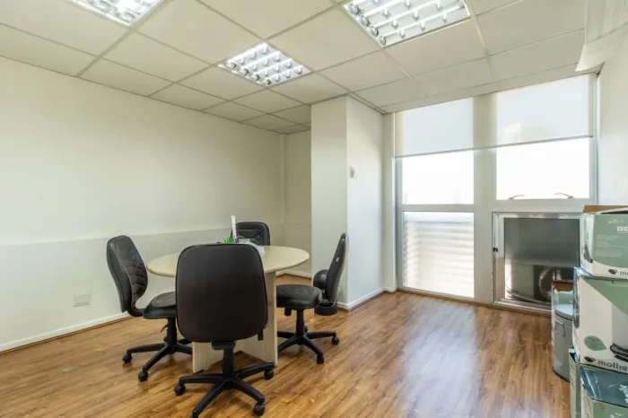 Sala comercial na Avenida Brigadeiro Faria Lima, 558 - Conjunto 82 60 m²