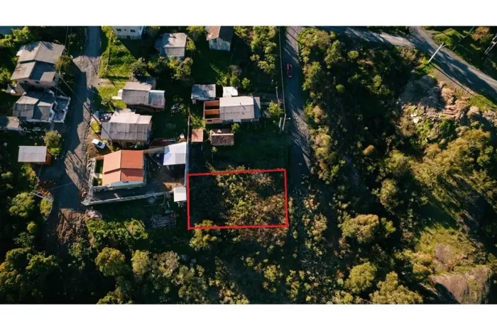 TERRENO Á VENDA BAIRRO SANTA CLARA