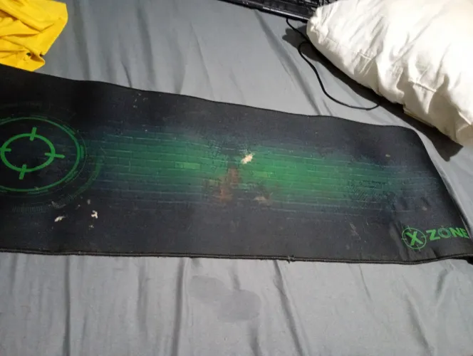 Mouse pad zone está sujo