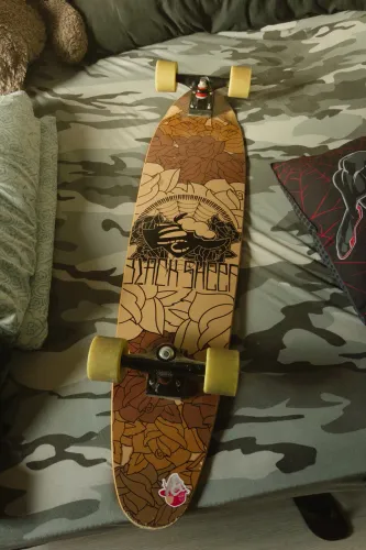 SKATE LONGBOARD SLALOM