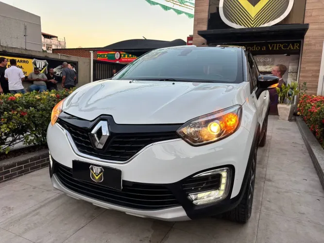 Renault Captur Intense Bose 1.6 16V Flex 5P AUT 2021