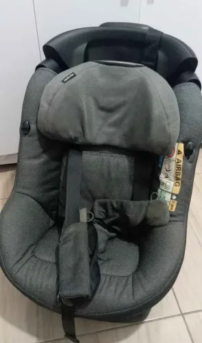 Vendo Cadeirinha Nova