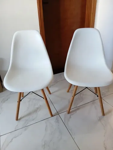 2 Cadeiras Eames