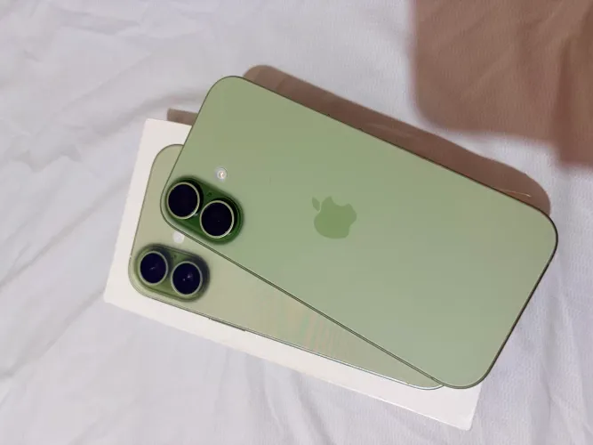iPhone 17 pra vender logo
