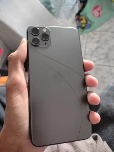 iPhone 11 Pro Max 256GB - Leia descrição