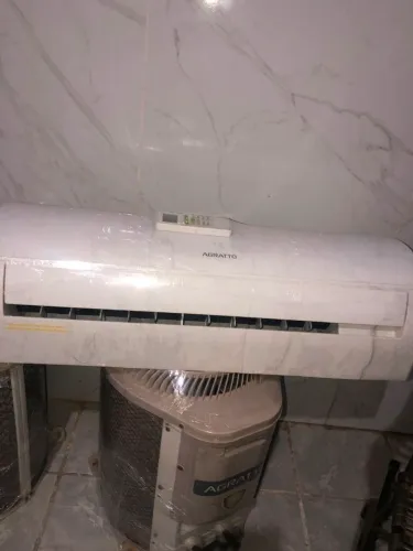 Ar-condicionado agratto e Midea 12 btus
