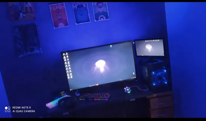 PC GAMER + MONITOR AOC