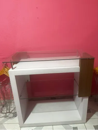 Balcão vitrine pra loja