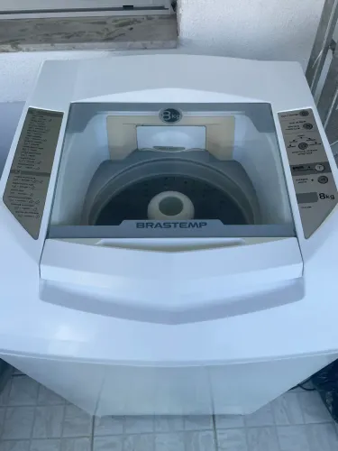 Vendo máquina de lavar Brastemp 8kg - bom estado!