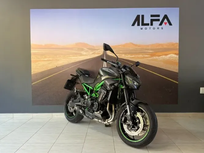 KAWASAKI Z900