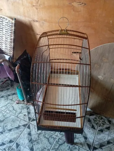 VENDE-SE GAIOLA