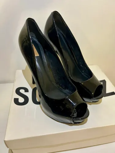 Salto Alto Preto Schutz