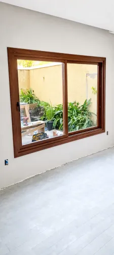 Manutenção de esquadrias PVC e alumínio - Portas e Janelas