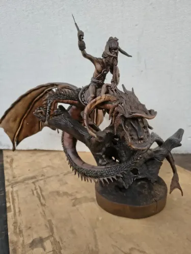 Escultura de Dragão