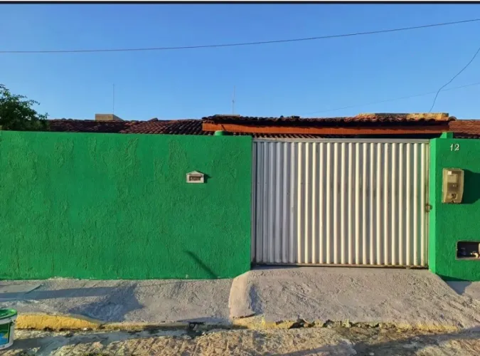 Casa no Eduardo Gomes n