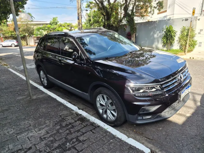 Volkswagen Tiguan Allspac Comf 250 TSI 1.4 Flex 2018
