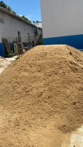 Areia de qualidade 6m e 12 m. Entrega rápida!
