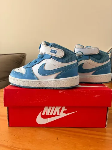 Tênis Nike 22,5