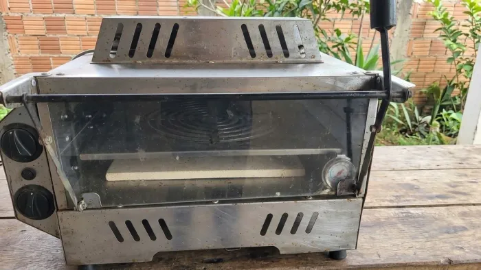Forno de Pizza Industrial Guilhotina Saro (A Gás com Pedra Refratária)