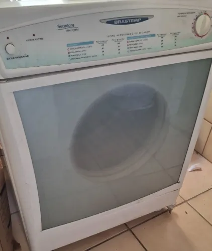 Secadora de roupas Brastemp 10 kg