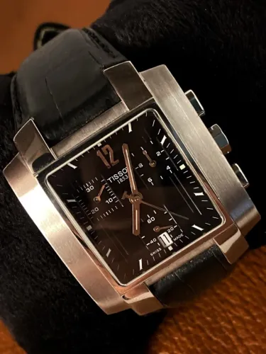 Relógio Tissot Chronograph - L875/975K