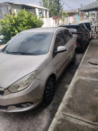 Fiat Grand Siena Attrac. 1.4 EVO F.flex 8V 2013