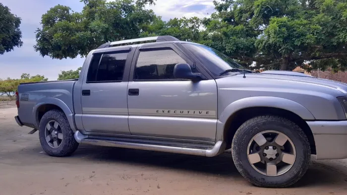 Chevrolet S10 P-up Executive 2.4 MPFI F.power CD 2009