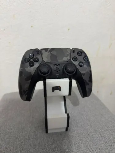 Vendo controle de ps5 camuflado em boas condições e pouco uso