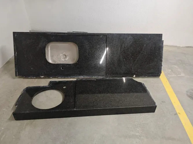 Mesa de granito verde ubatuba