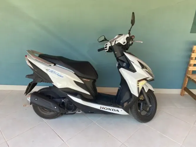 Honda Elite 125cc 2021 - Econômica e Confortável