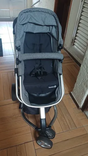 Carrinho e bebê conforto safety mobi