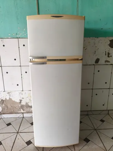 Geladeira Brastemp duplex frost free 330L